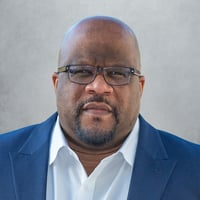 Hutchinson Vernon